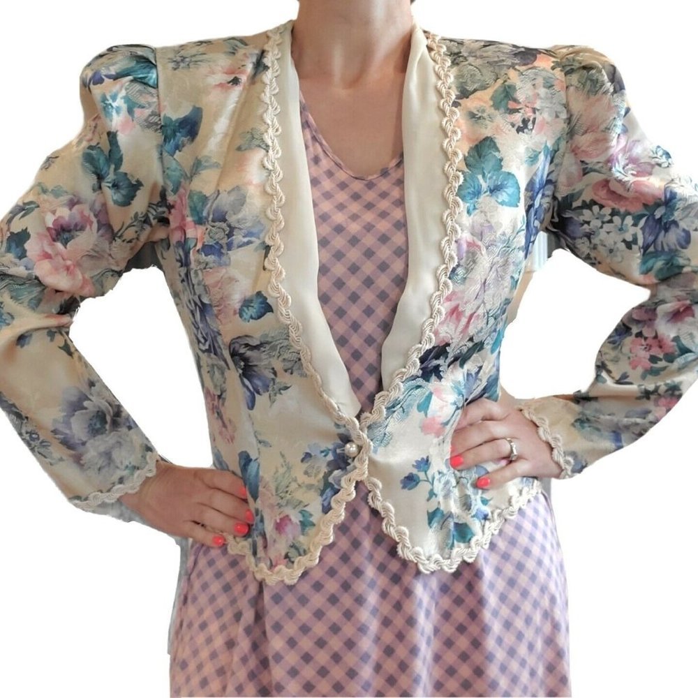 Vintage 80s Womens Sz Small Satin Floral Jacket‎
